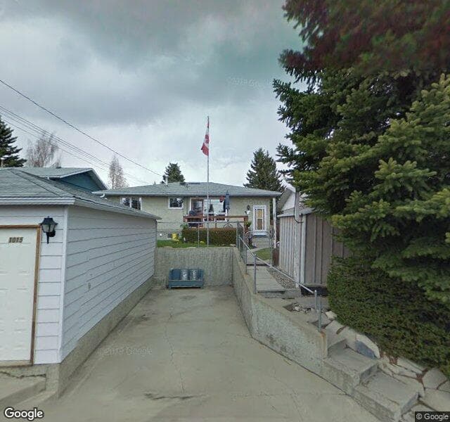 Street view of 1015 Hunterston Hill NW, Calgary