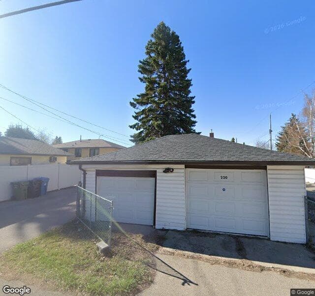 Street view of 220 Lynnwood Drive SE, Calgary