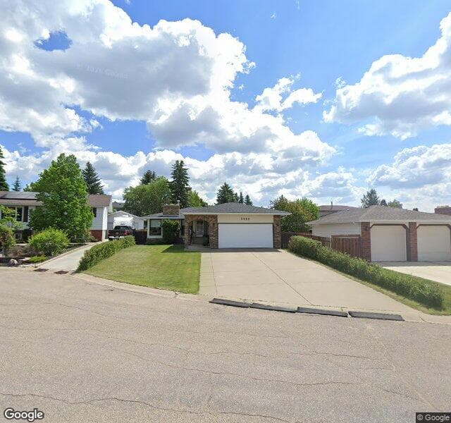 Street view of 5322 Hill View Crescent NW, Edmonton