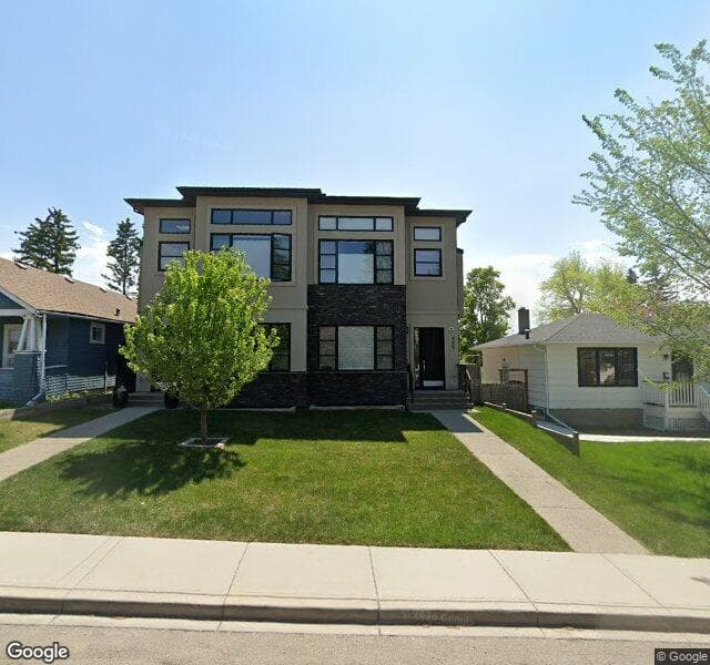 Street view of 909 19 Avenue NW, Calgary