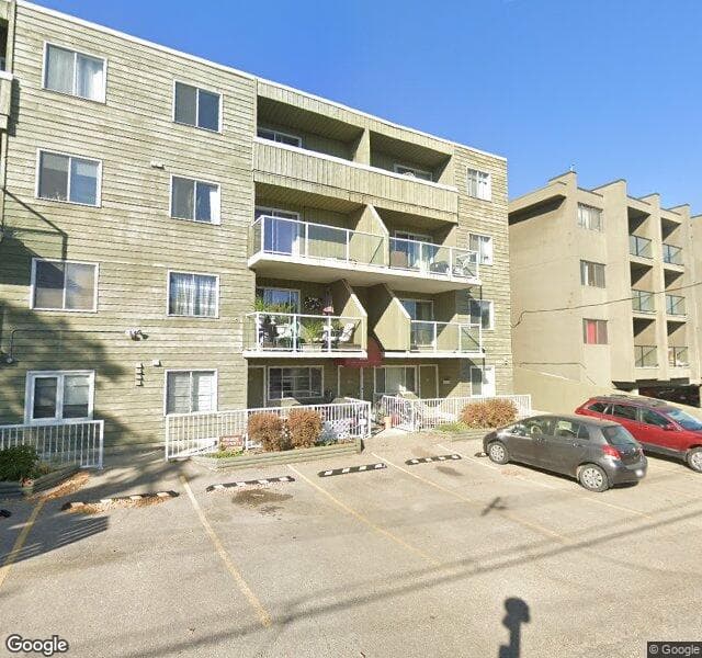 Street view of 302-1814 18 Street SW, Calgary