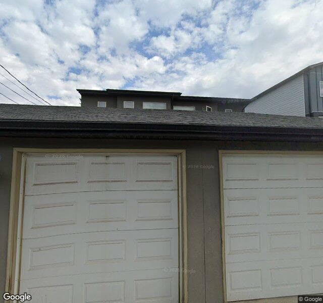 Street view of 1-413 17 Avenue NW, Calgary
