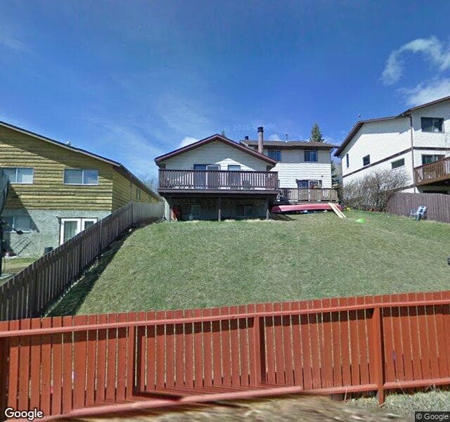 Street view of 26 Edgewood Rise NW, Calgary