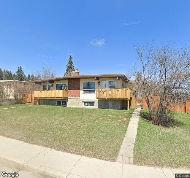 Street view of 604 Southland Green SW, Calgary