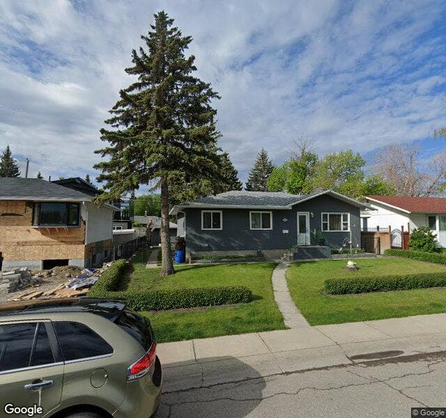 Street view of 5019 Waverley Drive SW, Calgary