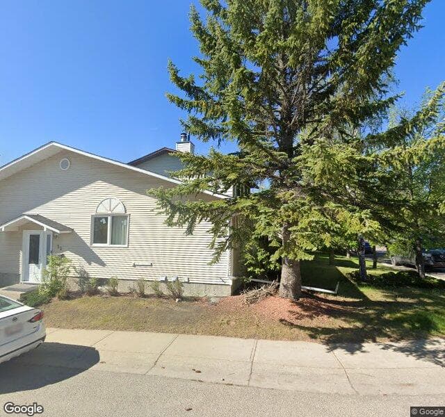 Street view of 22 Edgeford Road NW, Calgary