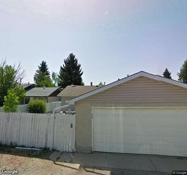 Street view of 4528 Forman Crescent SE, Calgary