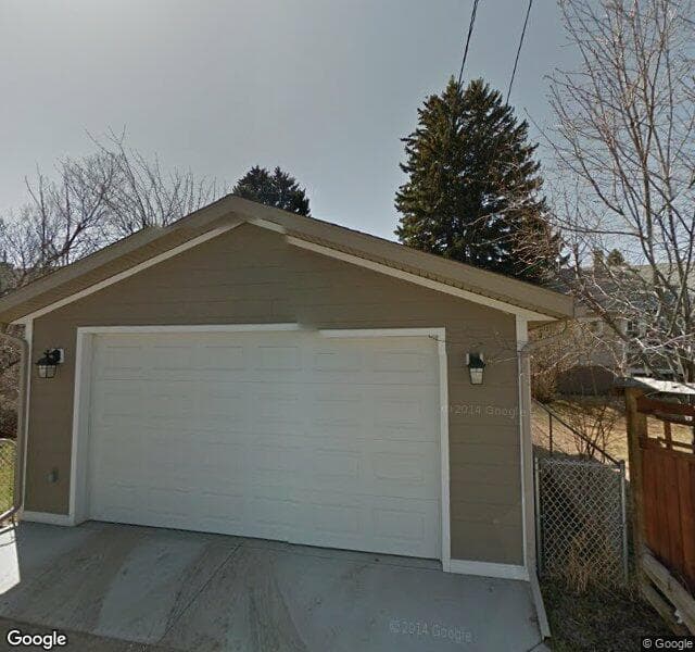 Street view of 1616 7 Street NW, Calgary
