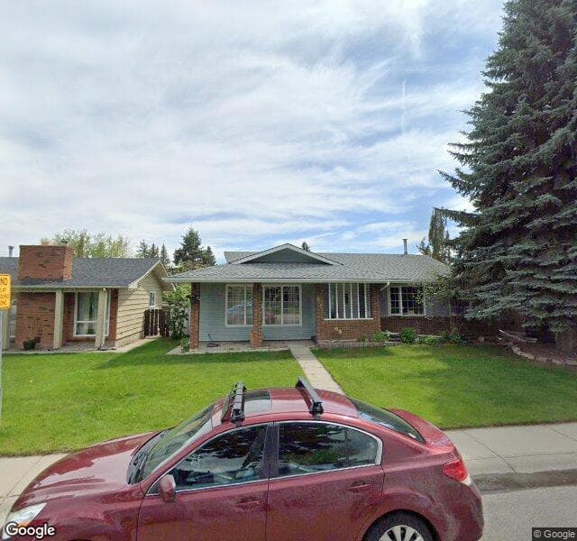 Street view of 871 Parkridge Road SE, Calgary