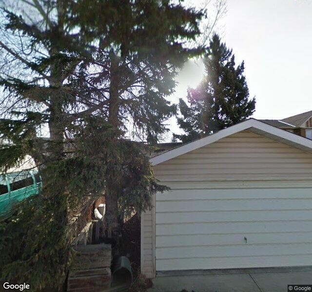Street view of 3121 40 Street SW, Calgary