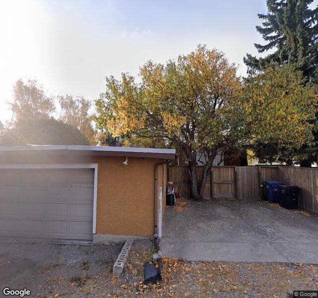 Street view of 1424 75 Avenue SW, Calgary