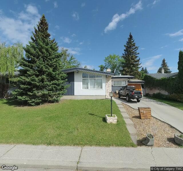 Street view of 43 Southampton Drive SW, Calgary