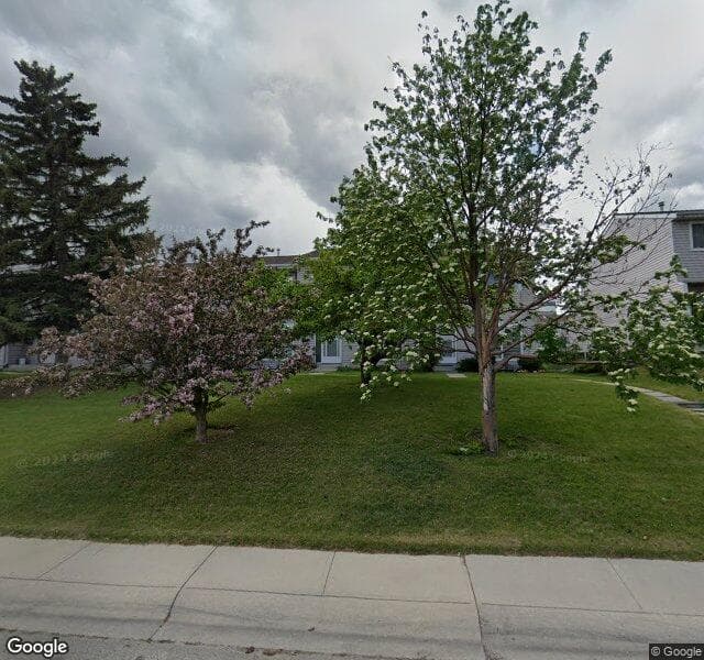 Street view of 635 40 Street NE, Calgary