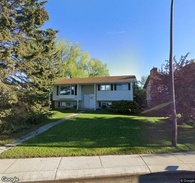 Street view of 1371 Lake Sylvan Drive SE, Calgary