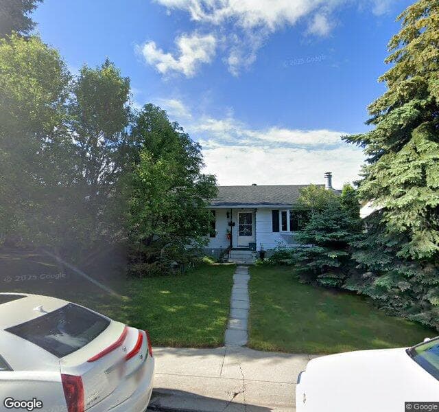 Street view of 367 Glamorgan Crescent SW, Calgary