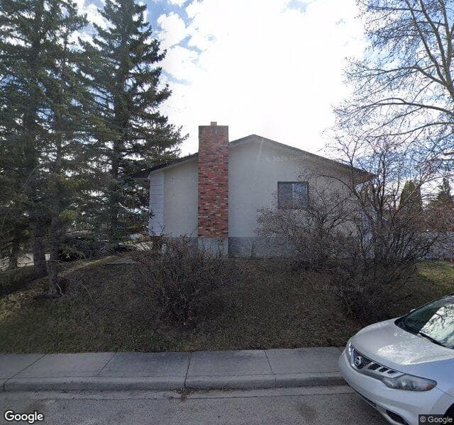 Street view of 152 Sabrina Bay SW, Calgary