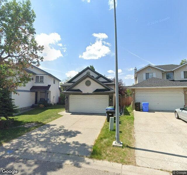 Street view of 86 Douglas Glen Green SE, Calgary