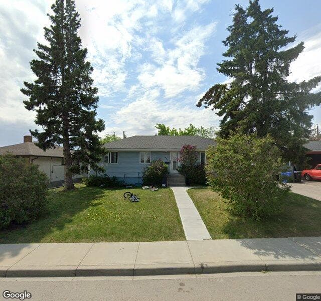Street view of 507 Thorneycroft Drive NW, Calgary