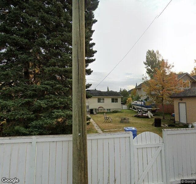Street view of 2425 31 Street SW, Calgary