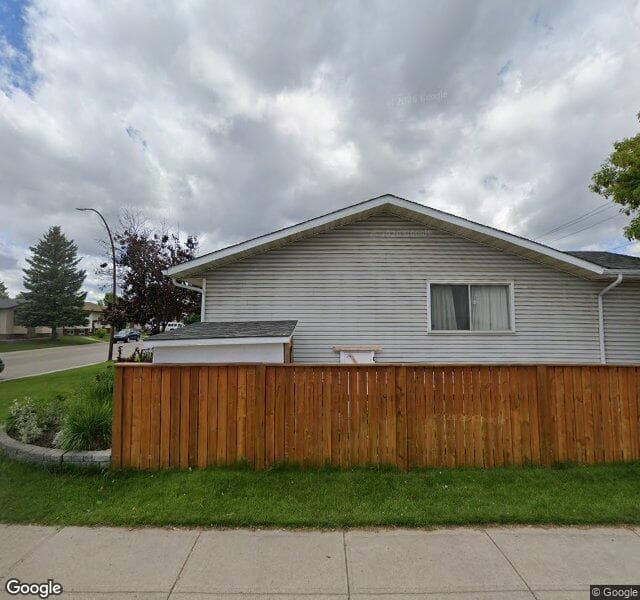 Street view of 515 Rundlelawn Way NE, Calgary
