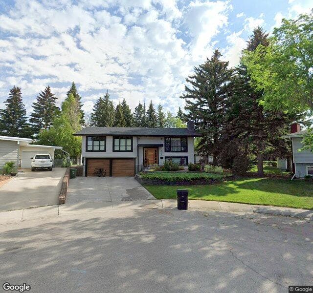 Street view of 4924 Viceroy Place NW, Calgary
