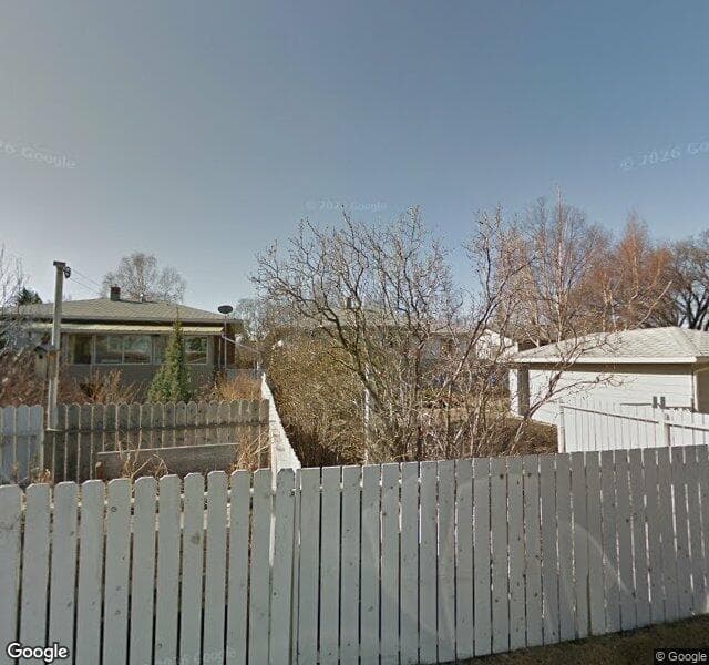 Street view of 808 20A Avenue NE, Calgary