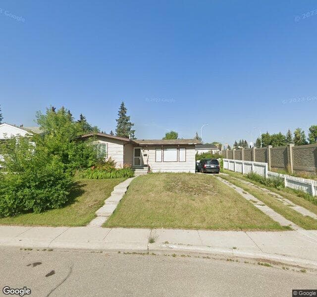Street view of 83 Brampton Crescent SW, Calgary