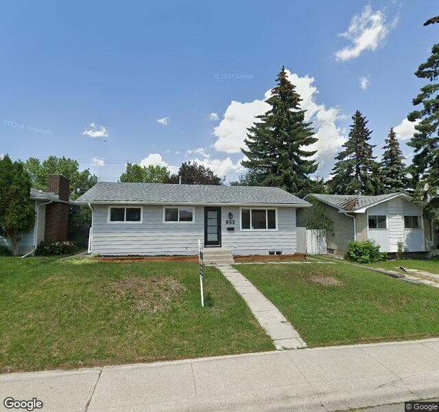 Street view of 852 Raynard Crescent SE, Calgary
