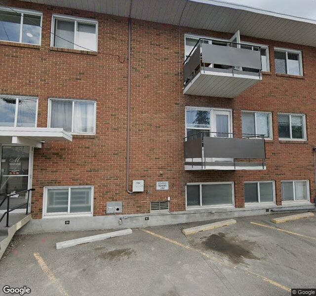 Street view of 4-2020 16 Avenue NW, Calgary