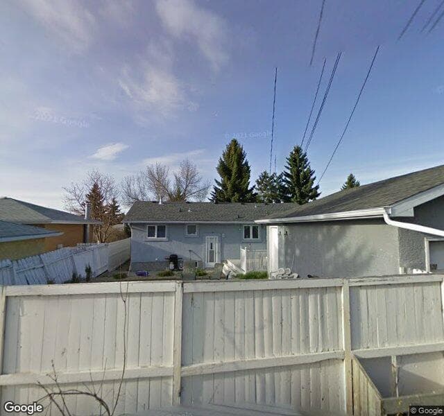 Street view of 520 Hunterplain Hill NW, Calgary