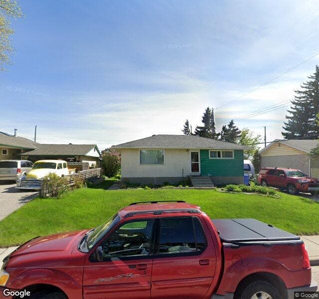 Street view of 219 Lynnwood Drive SE, Calgary