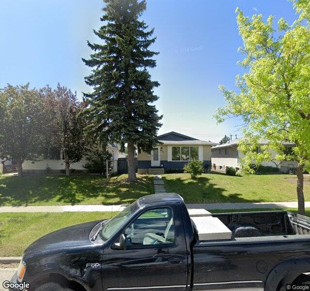 Street view of 425 72 Avenue NE, Calgary