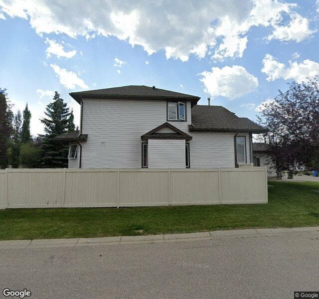Street view of 121 Simcoe Crescent SW, Calgary