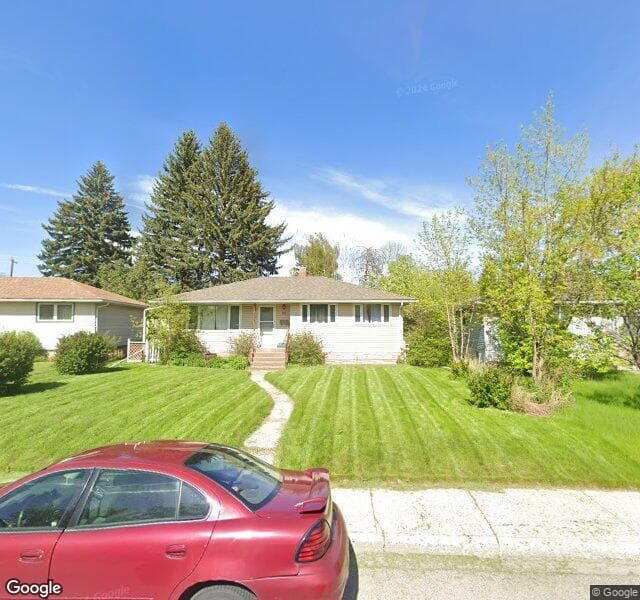 Street view of 72 Lynnwood Drive SE, Calgary