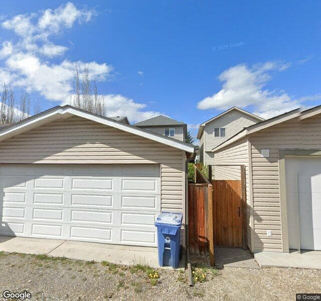 Street view of 204 Everridge Way SW, Calgary