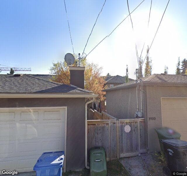 Street view of 1910 33 Avenue SW, Calgary