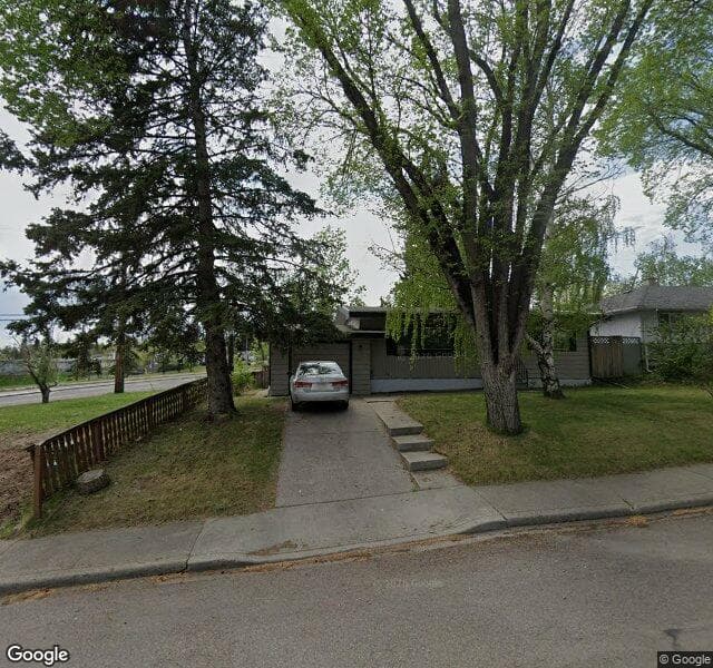 Street view of 407 Thornhill Place NW, Calgary