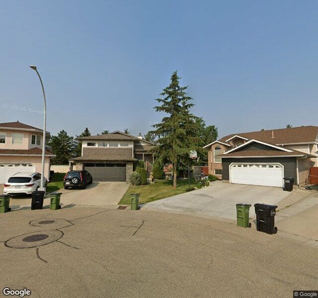 Street view of 926 Jordan Crescent NW, Edmonton
