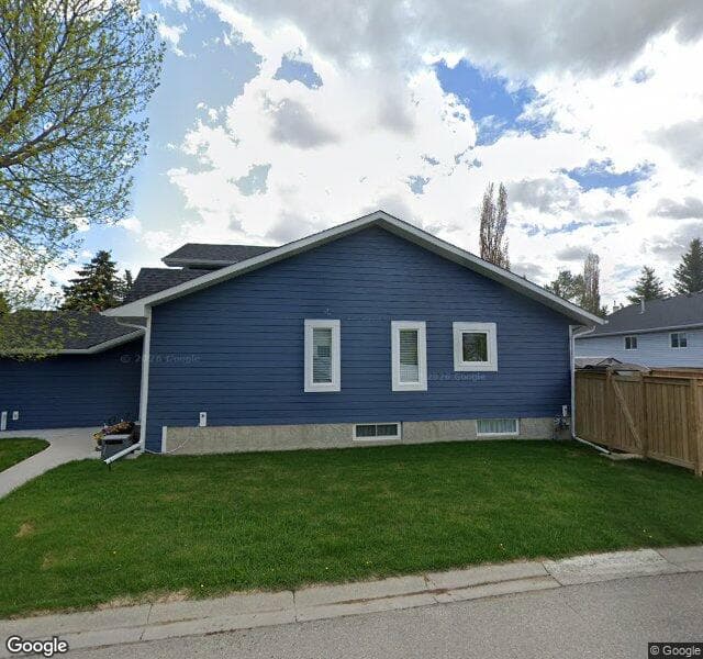 Street view of 513 Shawinigan Drive SW, Calgary