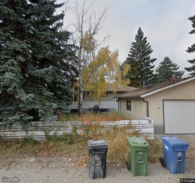 Street view of 76 Gloucester Crescent SW, Calgary