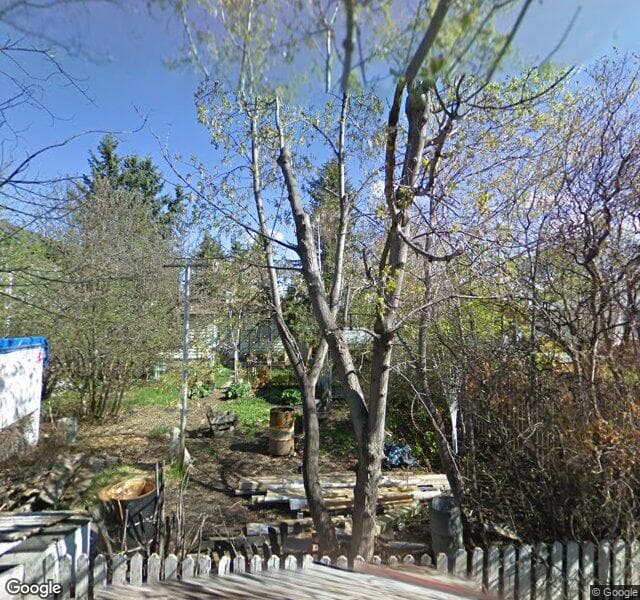 Street view of 619 15 Avenue NE, Calgary