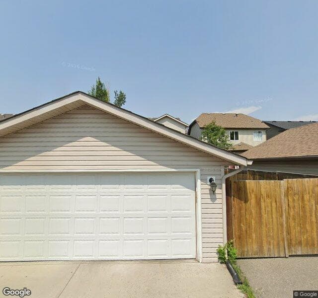 Street view of 193 Elgin Manor SE, Calgary