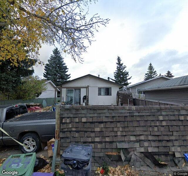 Street view of 184 Dovely Crescent SE, Calgary