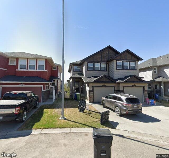 Street view of 124 Evanscove Manor NW, Calgary
