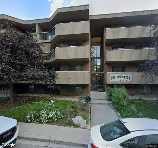 Street view of 304-2419 16 Street SW, Calgary