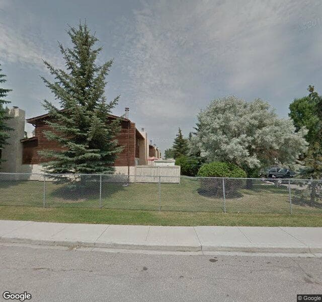 Street view of 334-5404 10 Avenue SE, Calgary
