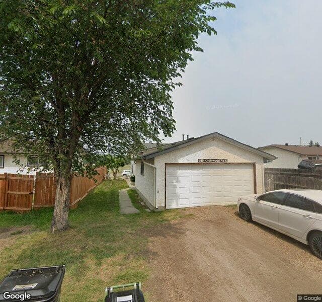 Street view of 980 Knottwood Road S NW, Edmonton