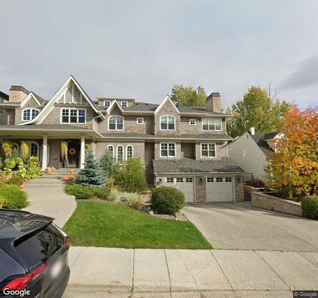 Street view of 920 36 Avenue SW, Calgary