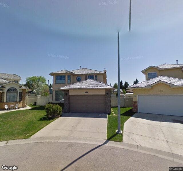 Street view of 317 Diamond Bay SE, Calgary