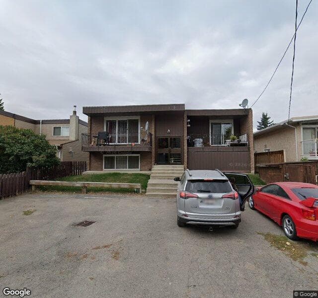 Street view of 101-1628 39 Street SW, Calgary